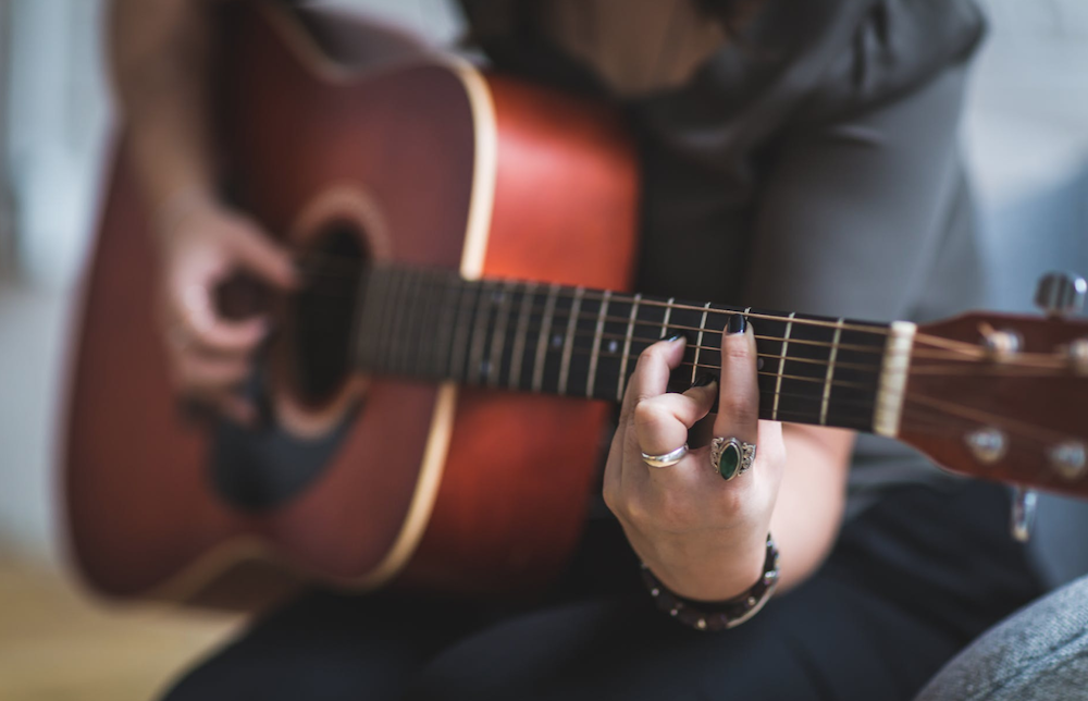 SINGER-SONGWRITER OPEN MIC